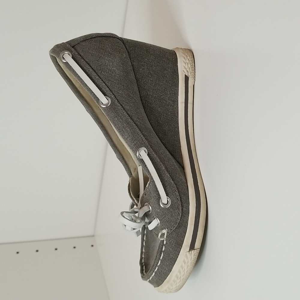 Rock & Candy Gray Wedges - Picture 2 of 10